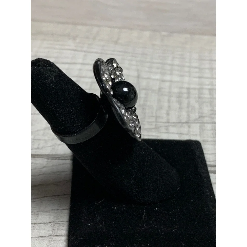 Black Flower Statement Ring Grey Rhinestone Cocktail Ring Size 6.5 Gothic Edgy